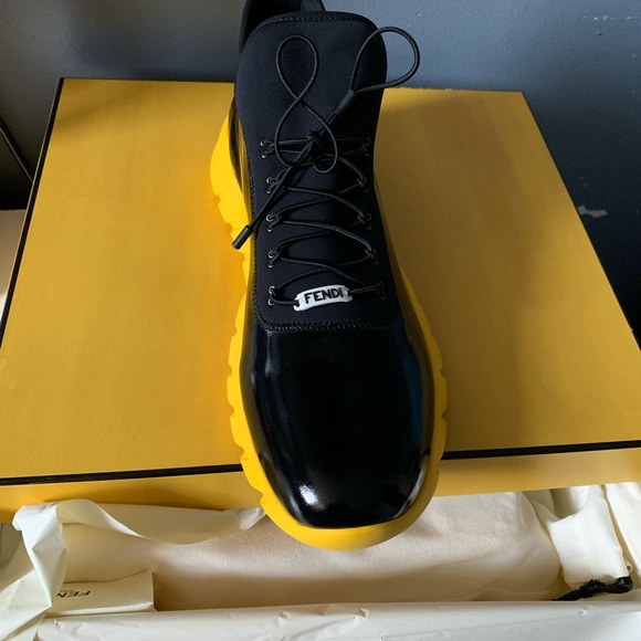 Shoes - Picture 2 of 5